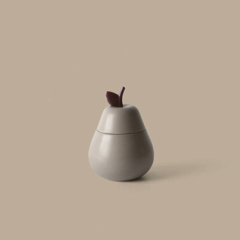 ferm LIVING ファームリビング 洋梨の形の小物入れ Pear Ceramic Container  北欧 小物入れ オブジェ おしゃれ 可愛い 北欧雑貨 インテリア雑貨 キッズ　子供 洋梨 ラフランス 人気 ブランド 正規販売店