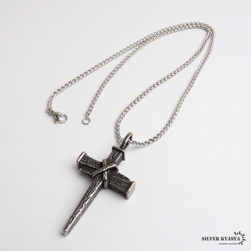 ステンレス 杭 クロス 燻し風 ネックレス メンズ 十字架 ブラック ペンダント 木目調 立体 モチーフ チェーン アクセサリー 個性的 ロック バイカー アメカジ カジュアル 首飾り 装飾 ダーク 胸元 コーデ 金属アレルギー対応