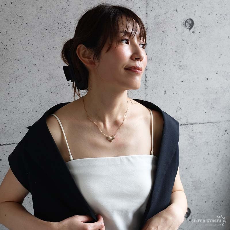 ステンレス ピクセルハートネックレス 18KGP ドット レディース ハートモチーフ ゴールドカラー 小ぶり ペンダント 首飾り 大人可愛い きれいめ 上品 おしゃれ 女性用 アクセサリー デイリー 普段使い トレンド 注目 旬