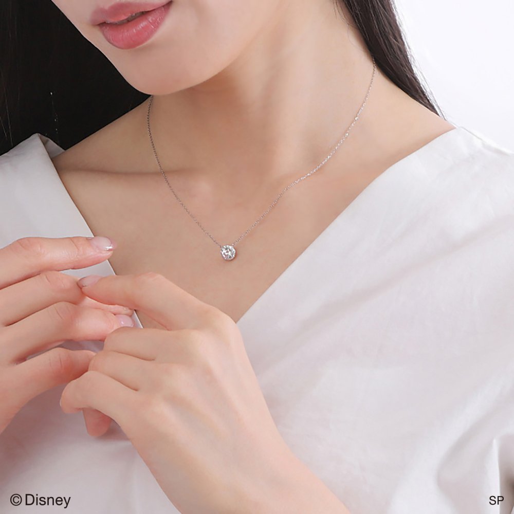 【受注生産品】【送料無料】シンデレラ ダイヤモンド ネックレス 一粒ダイヤモンド 0.5カラット ディズニー ヘイロー レディースネックレス プラチナ ラボダイヤ ラボグロウンダイヤモンド disney プリンセス ブランド かわいい アクセサリー 10代 20代 30代 40代 50代 レディース 女性 誕生日 記念日 プレゼント 母の日 white clover ホワイトクローバー