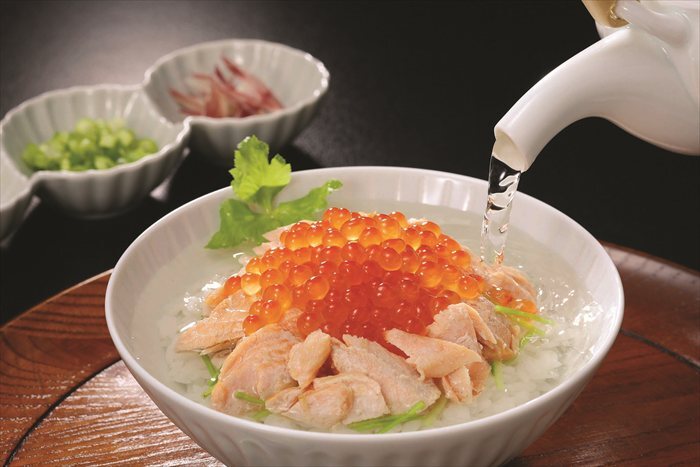 送料無料 北海道産地直送 三協水産 鮭と桜鱒のだし茶漬け  ※ご注文後約7～10日前後での発送となります。沖縄・離島へは別途配送料が発生いたします お取り寄せグルメ スイーツ