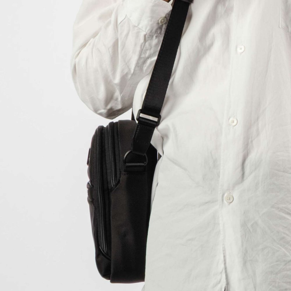 トゥミ TUMI ALPHA アルファ SMALL CROSSBODY スモール クロスボディ 02203724D4 158986 ショルダーバッグ メンズ バッグ
