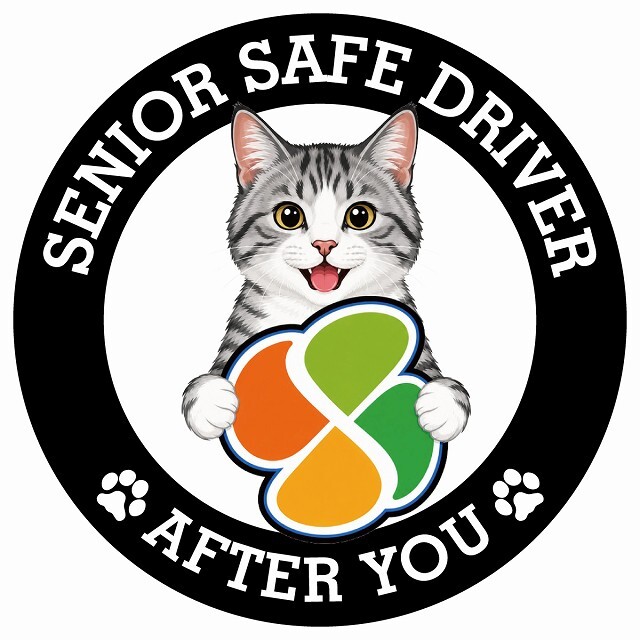 カーサイン 高齢者マーク SENIOR SAFE DRIVER サバ白 ステッカー シール 直径13cm 肉球 日本製 車