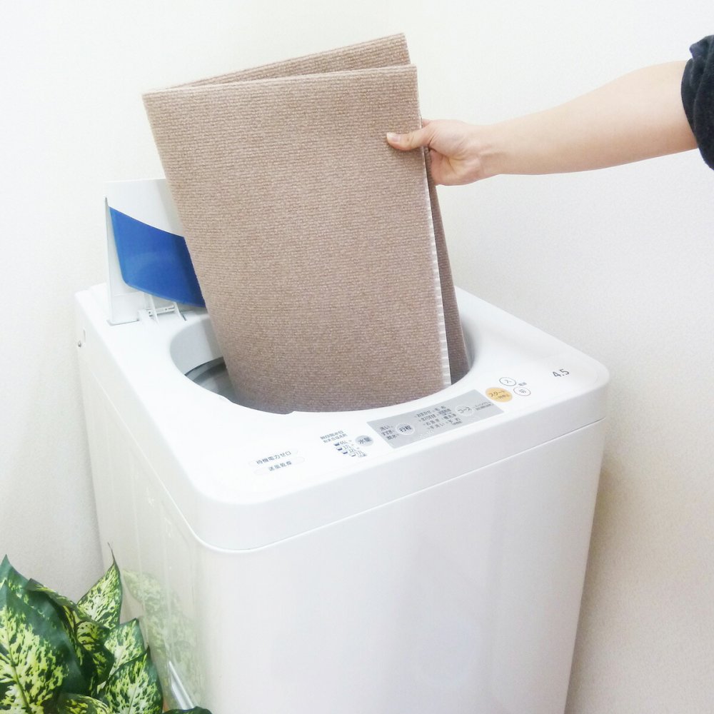 サンコー おくだけ吸着 ペット用トイレ下敷きマット ベージュ 撥水 防臭 洗濯可 タイルマット