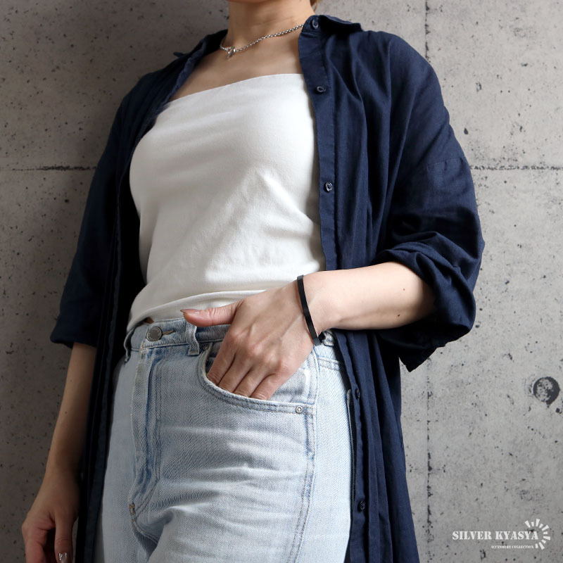 ステンレス 幅6mm 平打ちバングル シンプル 4カラー ブレスレット レディース メンズ ユニセックス アクセサリー 手首 大人 きれいめ カジュアル ミニマル ベーシック 重ね付け おしゃれ デイリー 男女兼用 金属アレルギー対応
