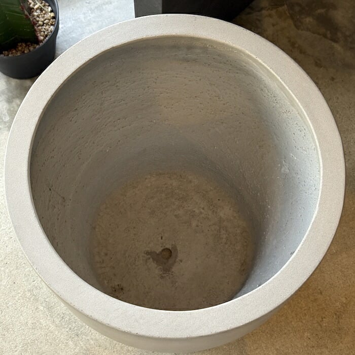 植木鉢 おしゃれ 大型 14号 11.5号 鉢カバー ベトン カエサル 屋外向け 高級 丸型 北欧 観葉植物用 サボテン 特大 インテリア プランター 深型