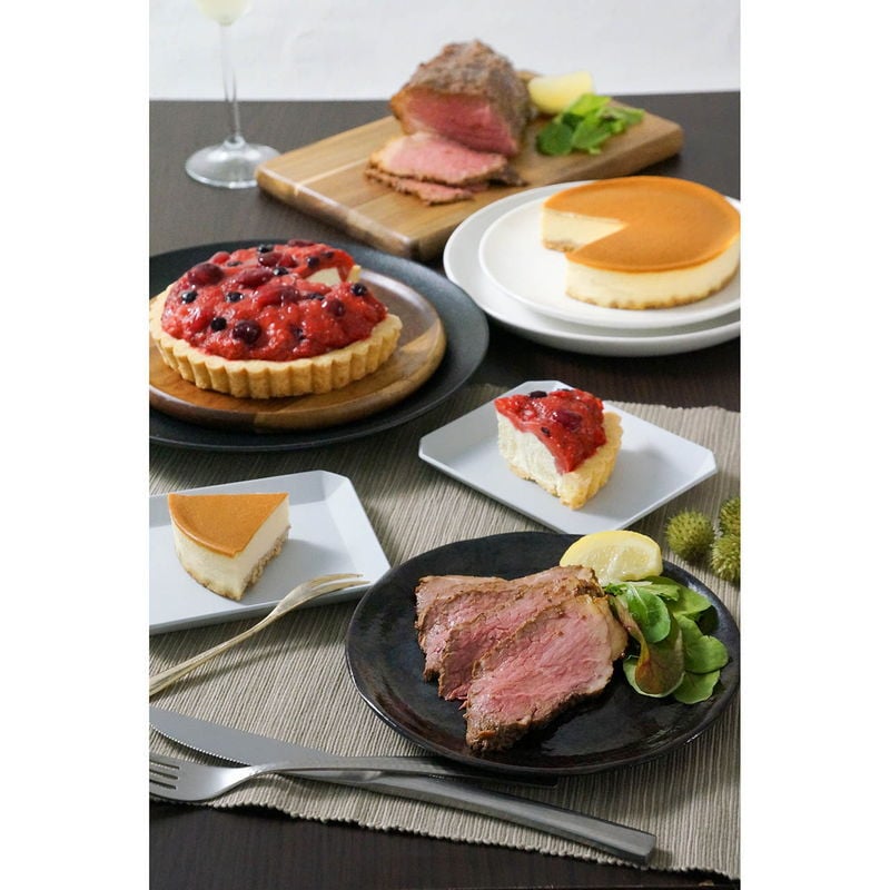 ケーキとローストビーフのごぼうびセット (450213) [お中元][お歳暮] ※送料無料(北海道・沖縄・離島への配送不可)