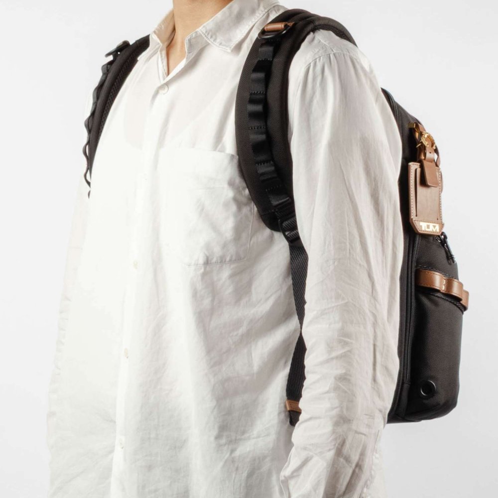 トゥミ TUMI ALPHA BRAVO アルファブラボー NAVIGATION BACKPACK ナヴィゲーション バックパック 0232793DBR 159077 リュックサック ユニセックス バッグ