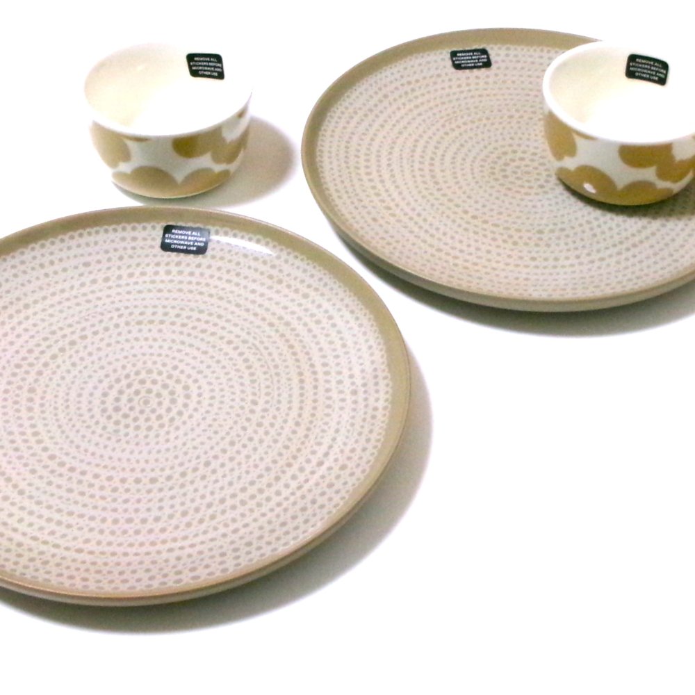 北欧ブランド食器　マリメッコmarimekko　ディナープレート25㎝・ボウル　ペア 