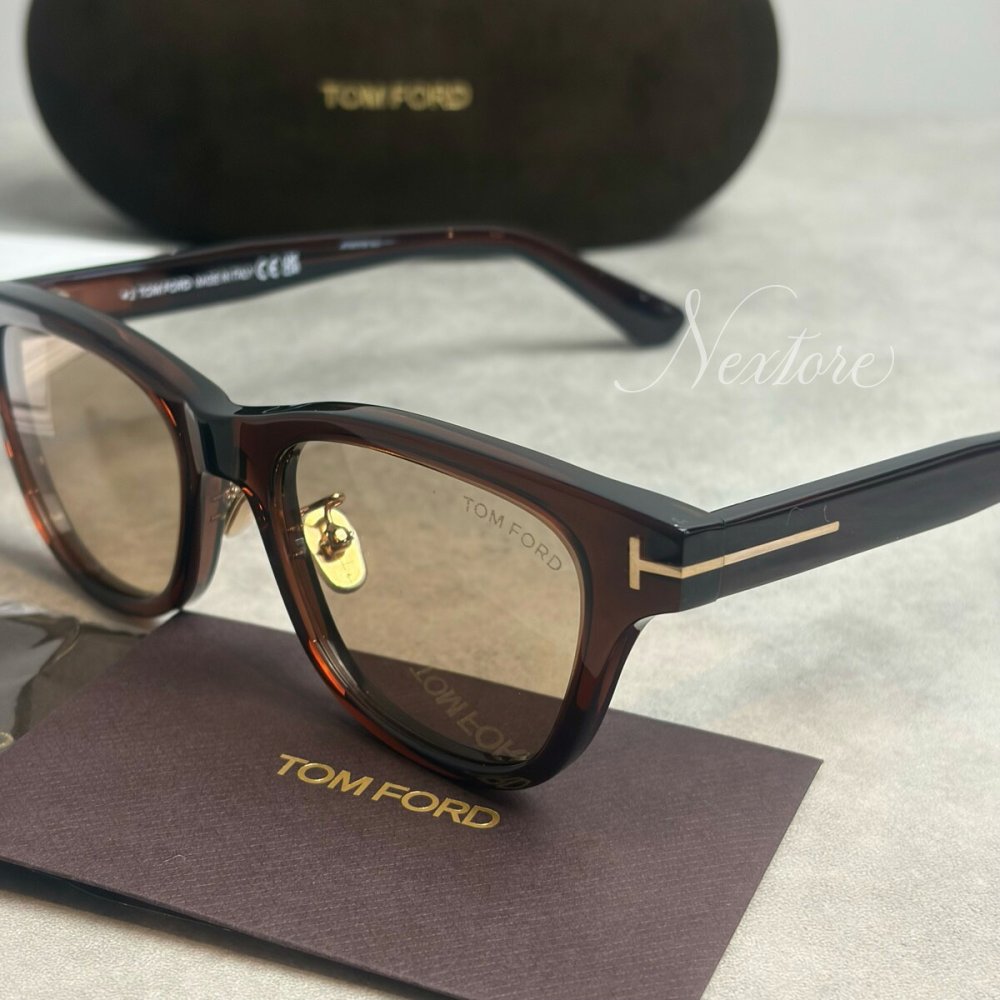 【並行輸入品】【正規品・新品】TOMFORD トムフォード TF1353D FT1353-D 48E クリアブラウン ライトブラウン イタリア製 サングラス メガネ 眼鏡 メンズ レディース TOM FORD トム フォード 伊達メガネ ビジネス アジアンフィット