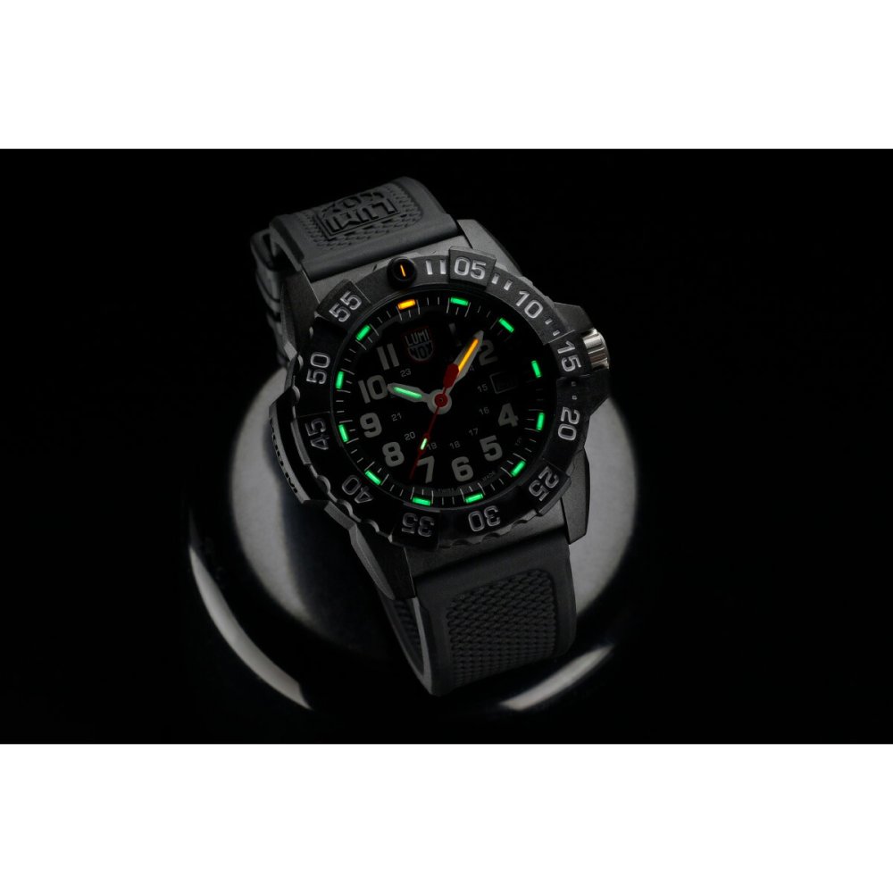 ルミノックス LUMINOX SEA SERIES NAVY SEAL 3500 SERIES 腕時計 メンズ ダイビングウォッチ 3501.L