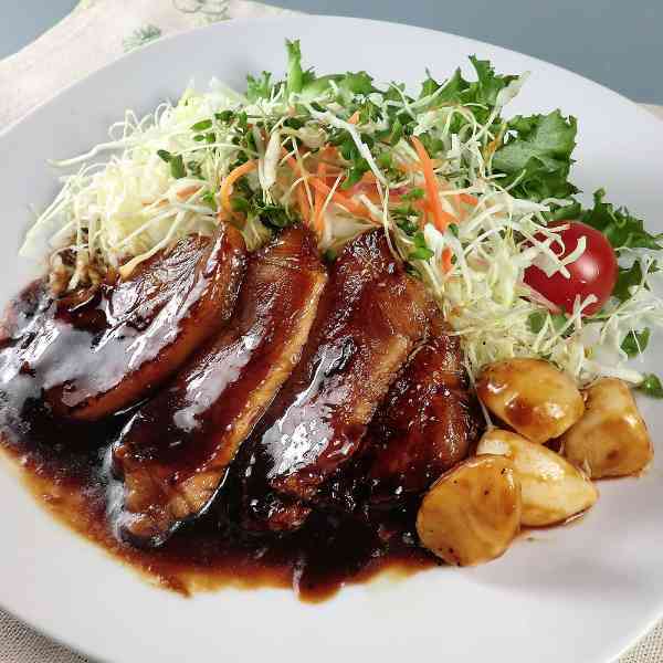 三重県産 さくらポーク ロース 味噌漬け とんてき セット 豚肉 国産 豚ロース 詰め合わせ 焼くだけ 簡単 調理 ギフト 贈り物 プレゼント お中元 お歳暮 敬老の日 内祝い お取り寄せ グルメ