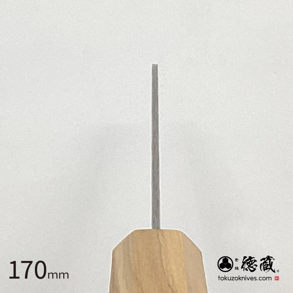 三徳ステンレス包丁　170mm 銀三 梨地仕上げ オリーブ八角柄 日本製 徳蔵刃物 【TOKUZO KNIVES】 JAPAN Kitchen Knives 包丁 ほうちょう ホウチョウ 切れ味 家庭用 万能 両刃 お手入れ簡単 錆に強い プレゼント ギフト 贈り物 一生モノ ステンレス INOX・イノックス