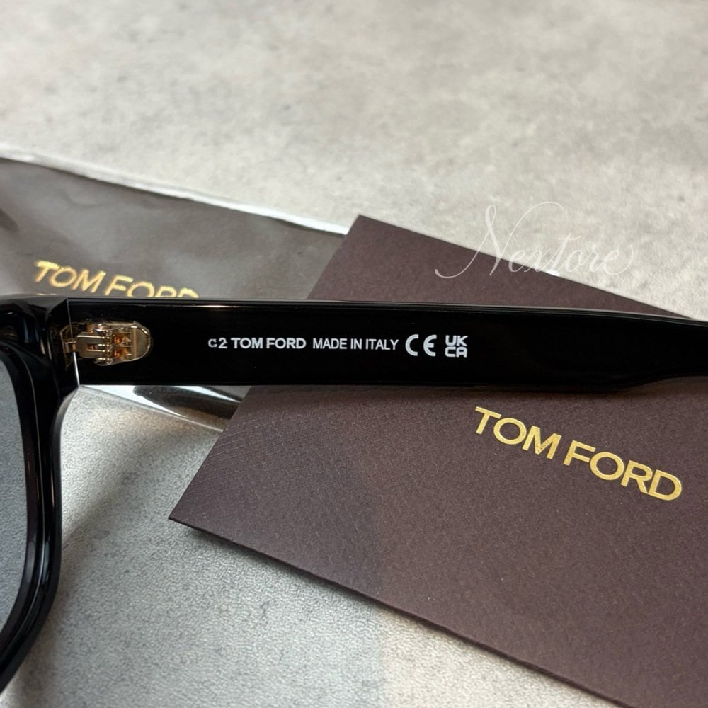 【並行輸入品】【正規品・新品 箱付き】TOMFORD トムフォード TF1232D FT1232D 01A イタリア製 サングラス メガネ 眼鏡 メンズ レディース TOM FORD トム フォード 伊達メガネ