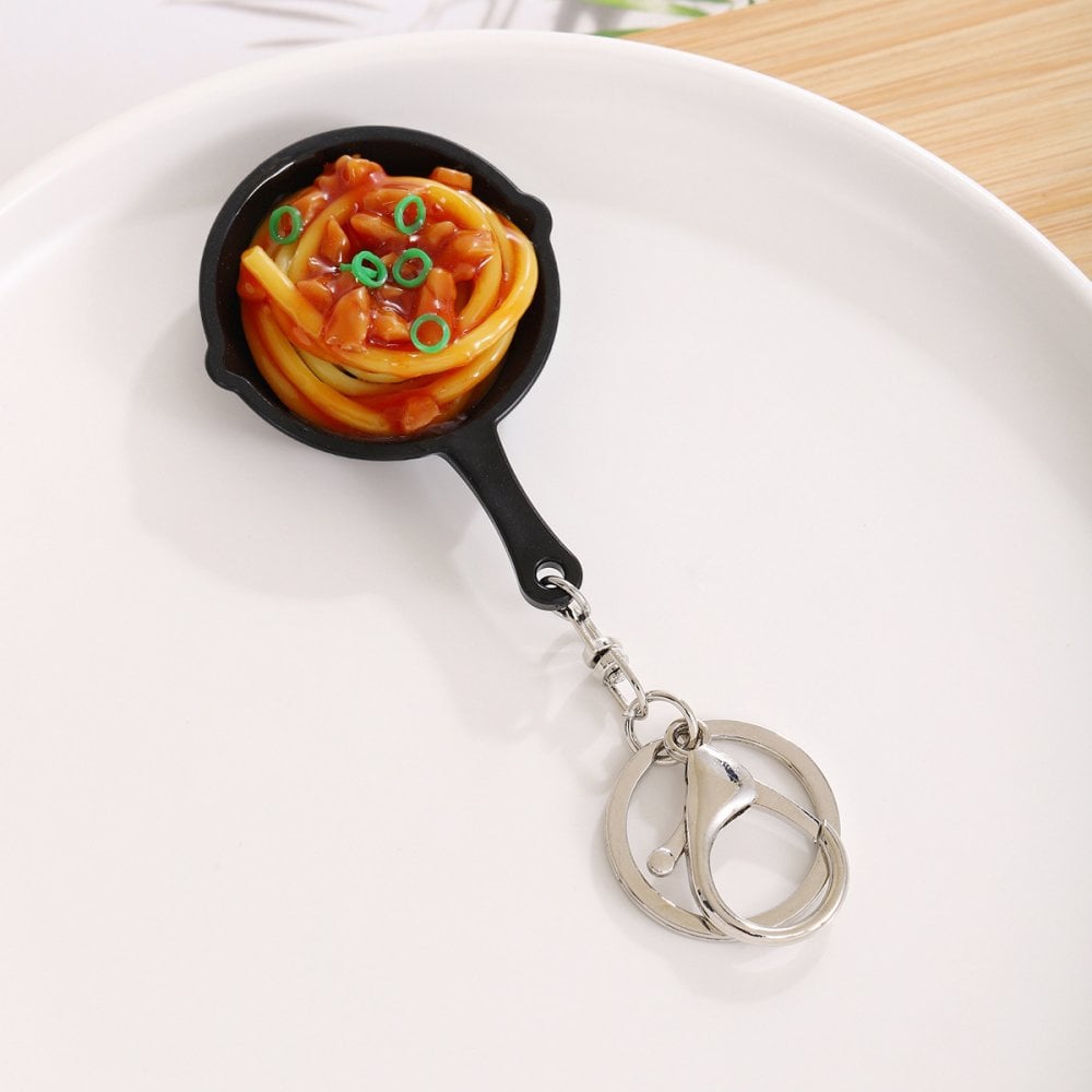 ミニチュア フライパン キーホルダー 3個セット 食品サンプル風 パスタ 餃子 目玉焼き バッグチャーム リアル かわいい おもしろ 雑貨 鍵飾り レディース プチギフト プレゼント