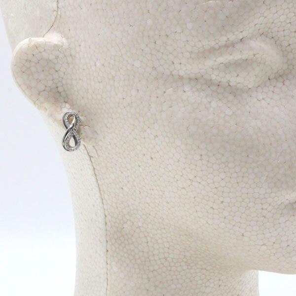 SWAROVSKI スワロフスキー ピアス 5687269 Hyperbola アクセサリー シルバー