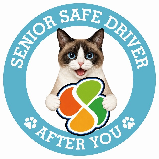 カーサイン 高齢者マーク SENIOR SAFE DRIVER スノーシュー ステッカー シール 直径13cm 肉球 日本製 車