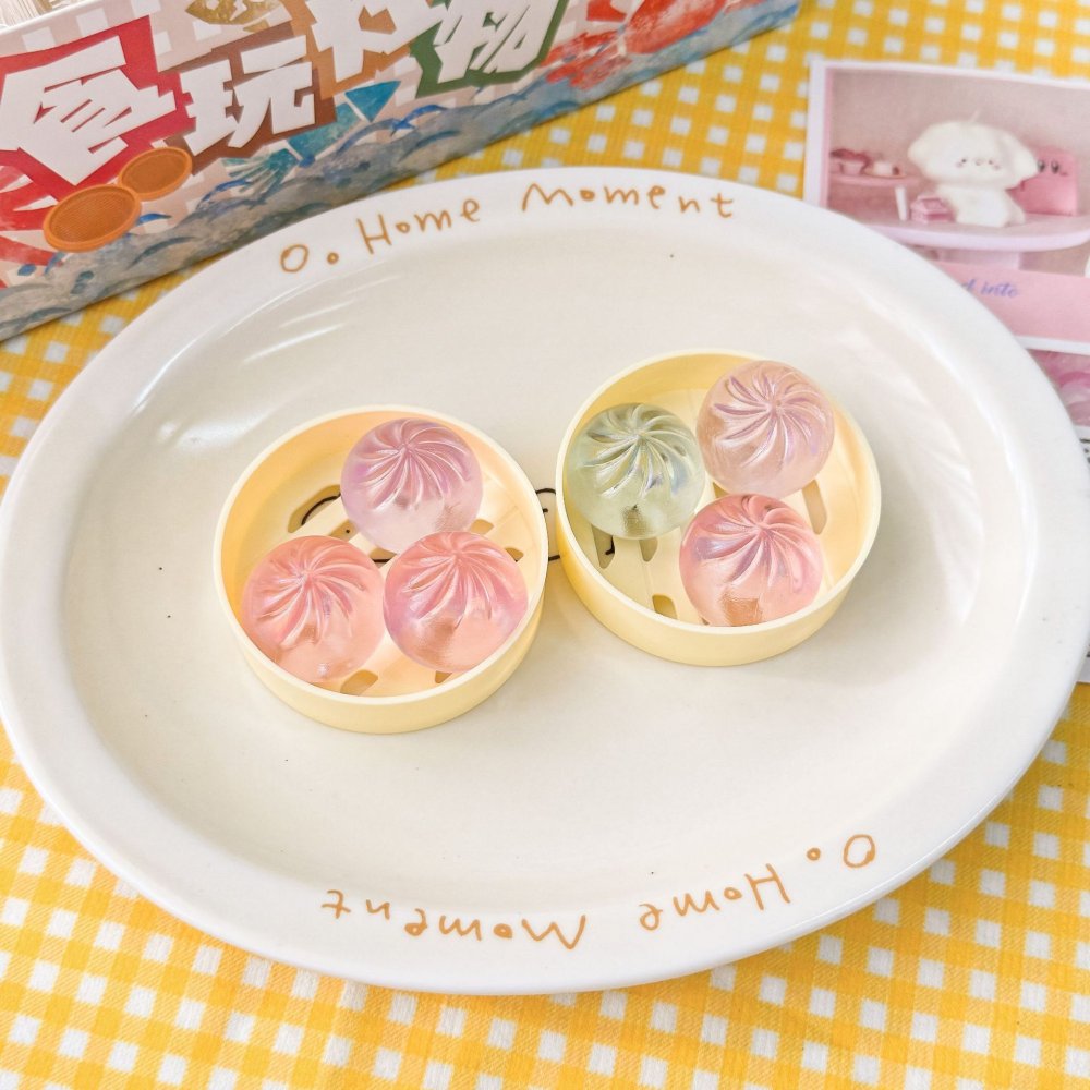 包子 スクイーズ ぷにぷに やわらか 饅頭 フードモチーフ ミニチュア キーホルダー バッグチャーム かわいい 面白い 雑貨 握って楽しむ 玩具 小物 子供 大人 プレゼント ランダム色