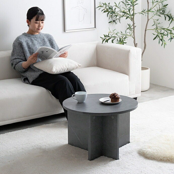韓国 テーブル センターテーブル ラウンド 丸型 円形 ラウンド型 コンパクト ラウンドテーブル 幅55cm 円卓 カフェテーブル 丸テーブル 机 休憩 来客 食事 作業台 円卓テーブル キッズテーブル 子供部屋 リビング 優しく落ち着いた色合いと 家具 新生活