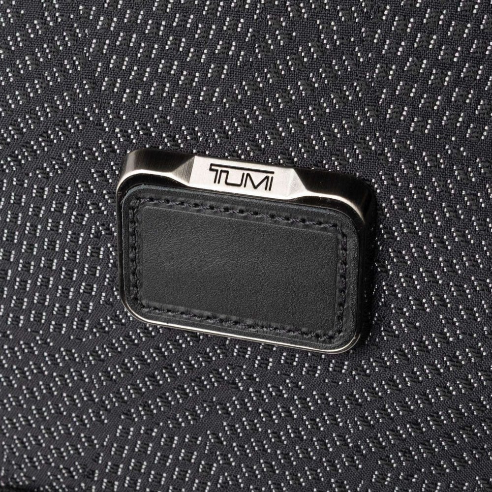 トゥミ TUMI ALPHA BRAVO アルファ ブラボー Navigation Backpack ナヴィゲーション バックパック 0232793D 142479 0232793DGMT 159082 リュックサック メンズ バッグ ブラック 防水加工 ラップトップ収納 PCポケット 収納力 大容量 通勤 ビジネス