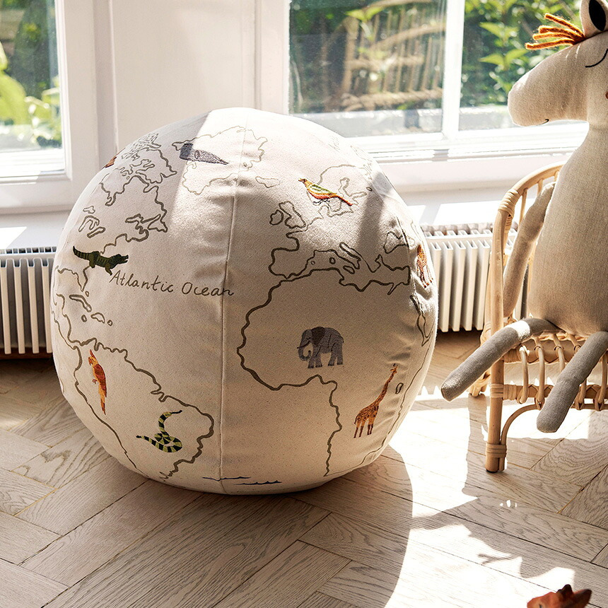 ferm LIVING ファームリビング 地球儀のクッション 直径50cm The World Pouf  ワールドプフ 北欧 クッションおしゃれ 正規品 北欧雑貨 インテリア リビング 子供 大人 かわいい