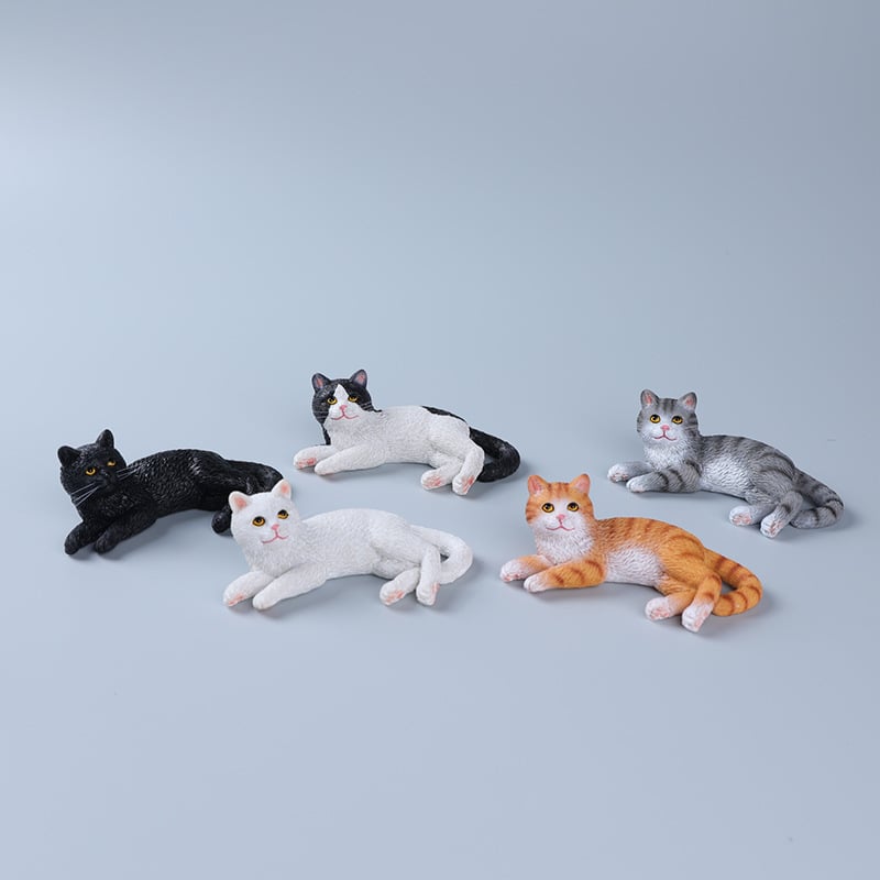 猫 置物 2個セット ミニチュア ねこ ネコ オブジェ 樹脂製 かわいい アニマル 車載 インテリア ダッシュボード 卓上 飾り 小型 デコレーション 雑貨 プレゼント