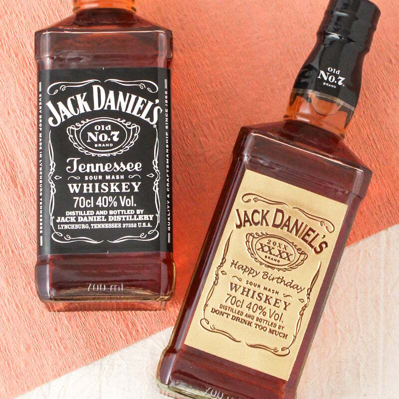 ボトルボン ジャックダニエル ジャックダニエル ジョッキ 名入れ jack danielボン お酒 洋酒 ビール 家飲み オンライン飲み会 刻印 700ml  名前入り プレゼント ギフト 面白い センス 定年退職 還暦祝い 退職祝い 男性 女性 お祝い 古希 喜寿 傘寿 米寿 卒寿 白寿 百寿 敬老の日