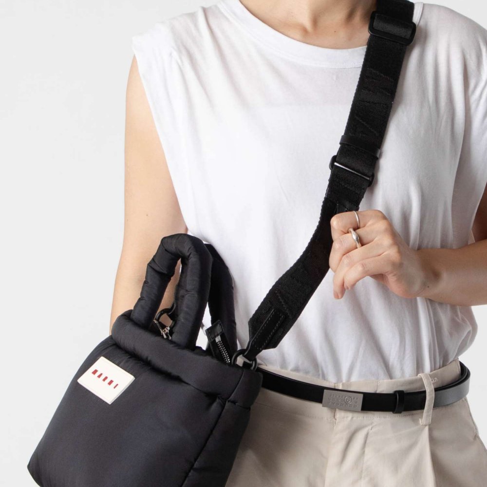 マルニ MARNI PUFF E/W TOTE BAG パフ トートバッグ BMMP0131U2 P8068 ショルダーバッグ メンズ レディース バッグ ブラック