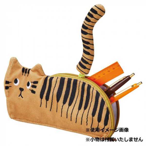 ペンケース 筆箱 トラネコ 猫型 ぬいぐるみ ポーチ 筆記用具 収納 おしゃれ かわいい 動物 雑貨 文房具 アニマル リアル 癒し ギフト プレゼント 贈り物 子供 大人 F25-0332 セトクラフト