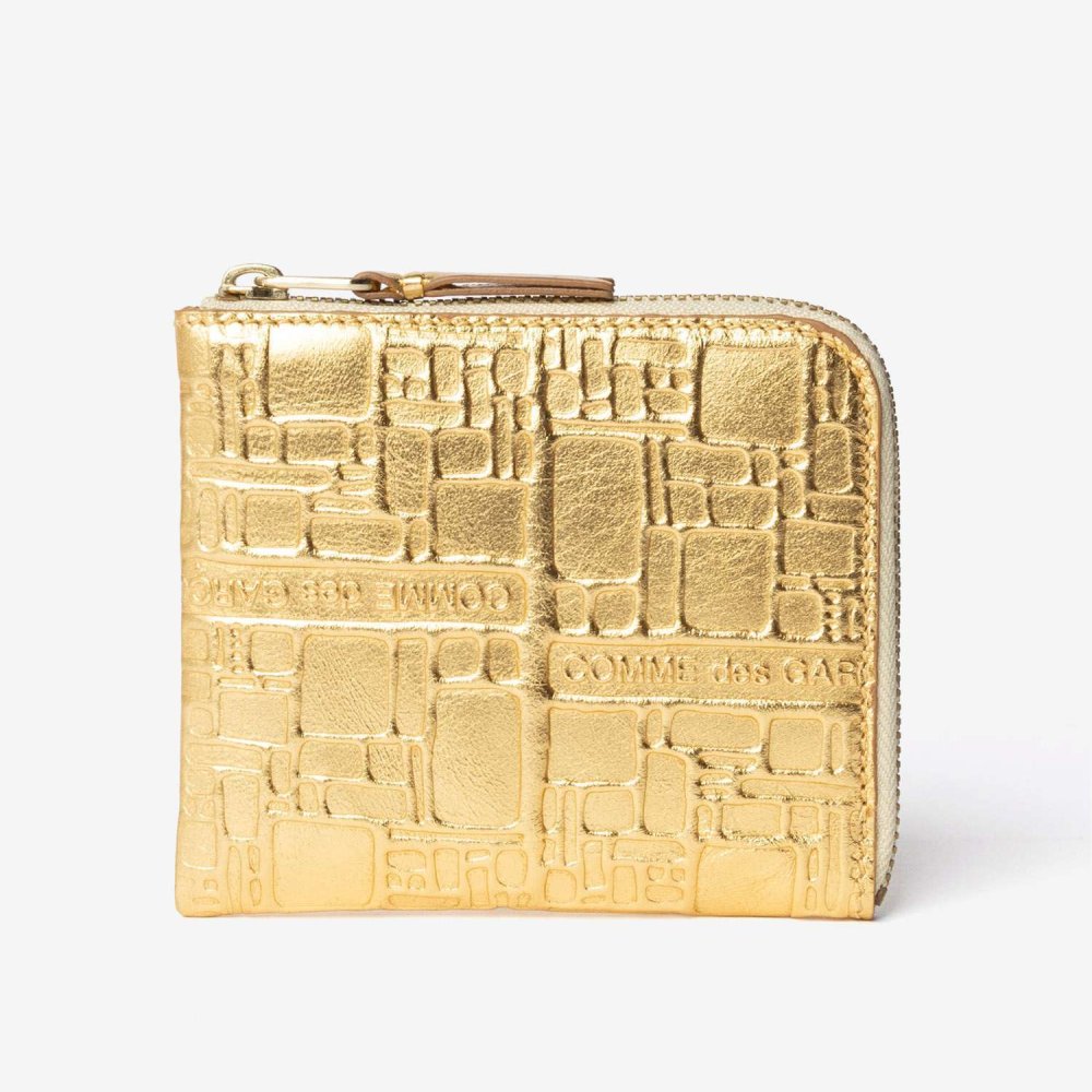 コムデギャルソン COMME DES GARCONS EMBOSSED LOGOTYPE エンボスロゴタイプ HALF ZIP WALLET ハーフジップ ウォレット SA3100EG ミニ財布 L字ファスナー コインケース ユニセックス 財布