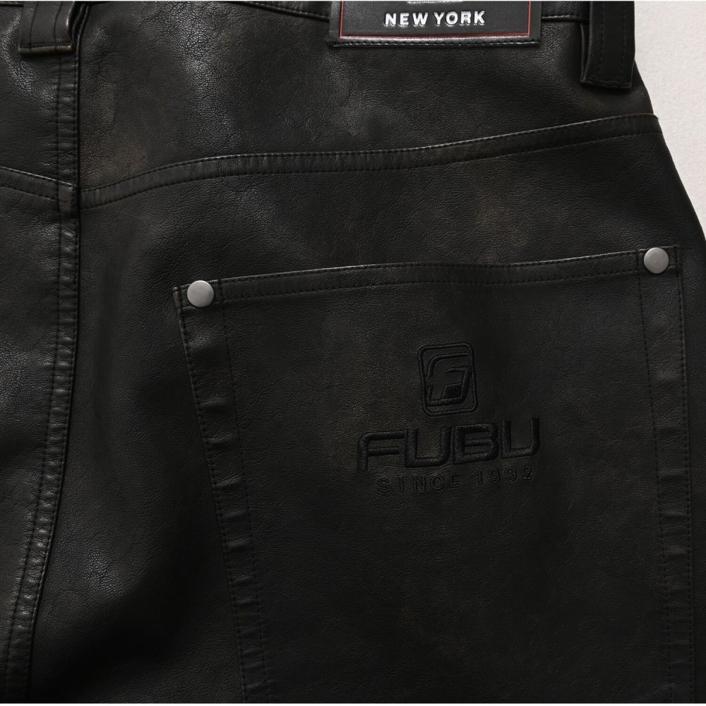FUBU フブ レザーパンツ メンズ レディース fam-61502 フェイクレザー バギーパンツ ワイドパンツ 5ポケット 合皮 ルーズシルエット ジーパン ストリート ヒップホップ ダンス カジュアル ボトムス 32 34 36 38 2026 Karlas