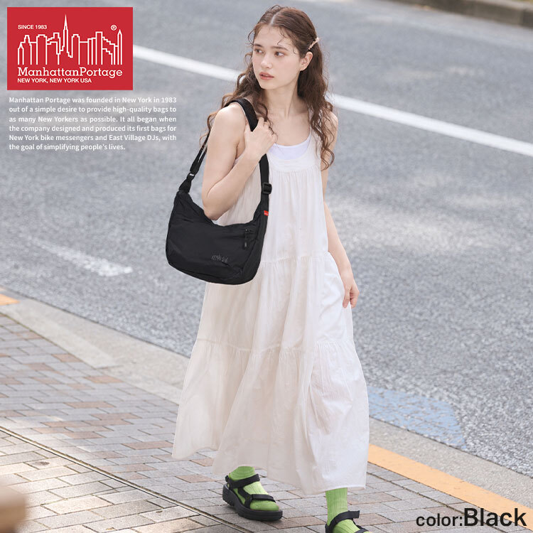 マンハッタンポーテージ 舟形 ショルダーバッグ Manhattan Portage メンズ レディース 軽量 撥水 B5 ナイロンタッサー 小さめ 黒 ブラック ナイロンバッグ ショルダー 斜めがけ 斜めがけバッグ おしゃれ かわいい シンプル 大人 通勤 旅行 フェス ライブ ブランド MP2409TS