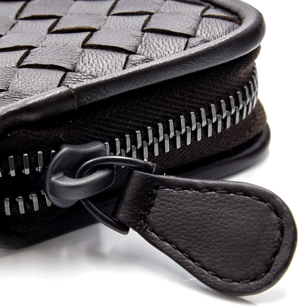 ボッテガヴェネタ 小銭入れ コインケース メンズ BOTTEGA VENETA イントレチャート ナッパレザー 本革 ラウンドファスナー 仕切り付き フォンダン ダークブラウン 保存箱付き 114075 V3UN1 2114