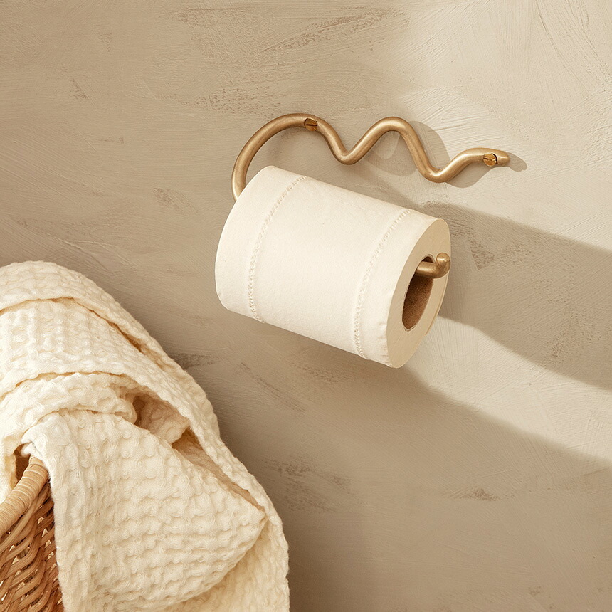 ferm LIVING ファームリビング トイレットペーパー ホルダー Curvature トイレットペーパーホルダー真鍮 おしゃれ タオルハンガー 真鍮製 ウォールハンガー 北欧 雑貨 インテリア ブランド おすすめ うねうね