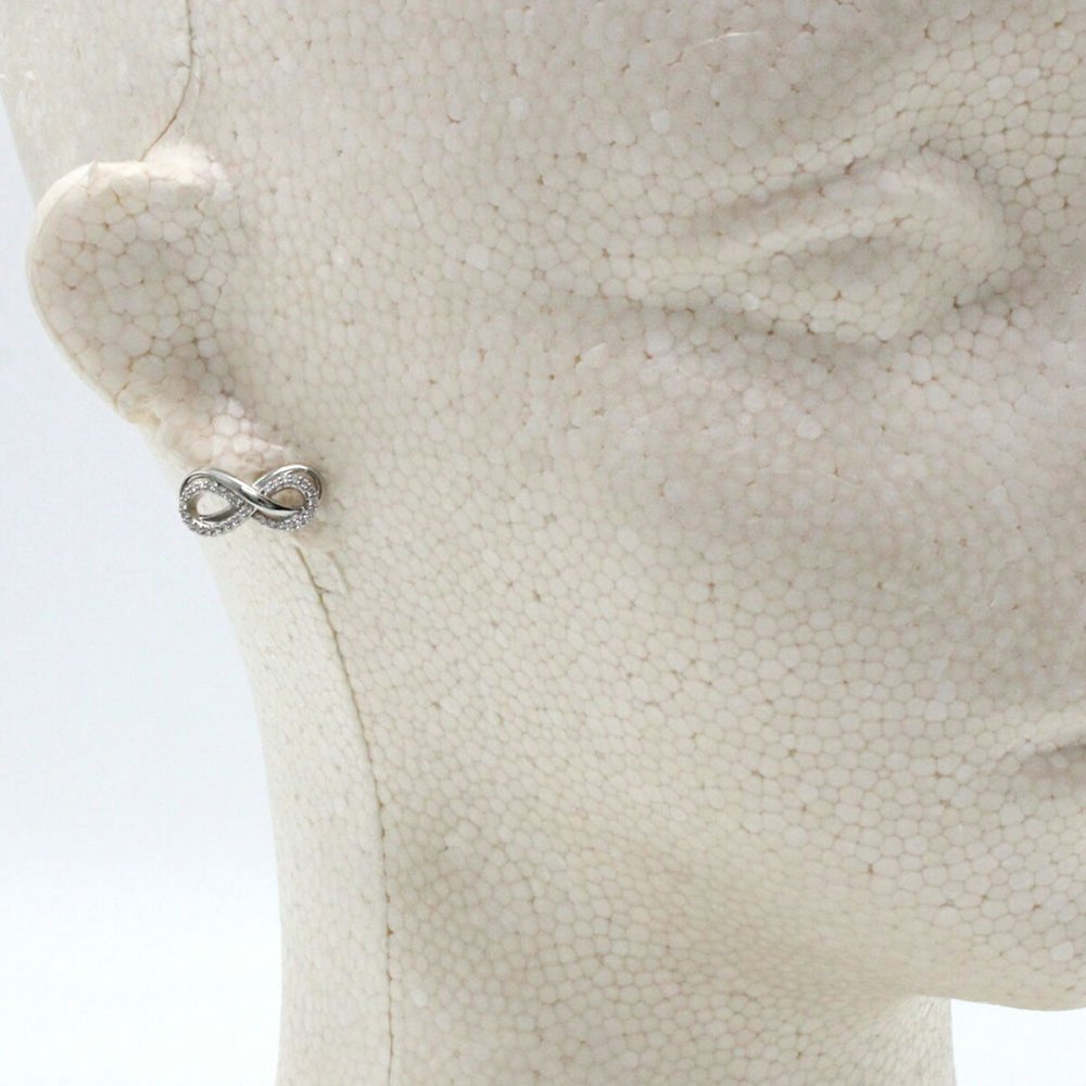 スワロフスキー swarovski ピアス Hyperbola インフィニティ 5687269 ハイパーボラ スタッドピアス アクセサリー レディース シルバー+ホワイト 海外正規品