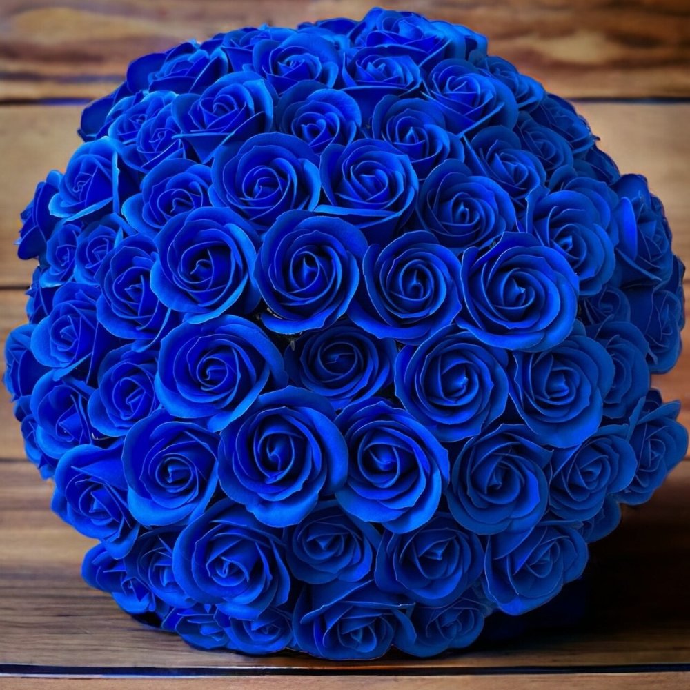 【ロイヤルブルー】「サヴォンローズ」 花束 ブーケ バラの花束 薔薇の花束 花ギフト フラワーギフト フラワーボックス プロポーズ サプライズ ソープフラワー シャボンフラワー 石鹸フラワー 石鹸の花 石鹸のバラ 枯れない花 インテリア 母の日 父の日 敬老の日 クリスマス バレンタイン ホワイトデー 誕生日 入学 卒業 就職 結婚祝い 結婚記念日 退職祝い 記念日 