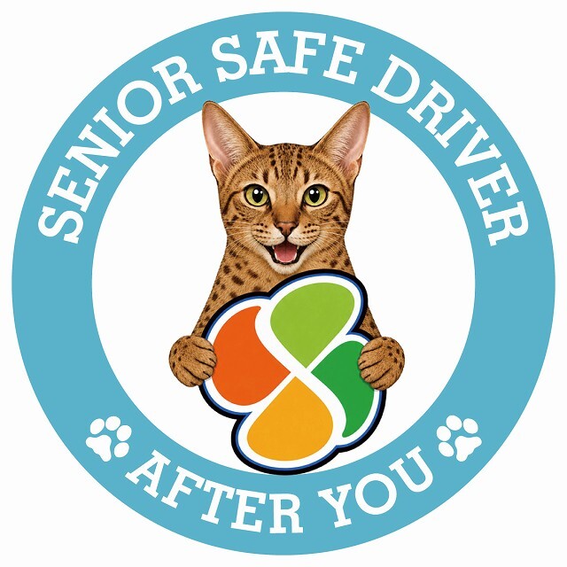 カーサイン 高齢者マーク SENIOR SAFE DRIVER オシキャット ステッカー シール 直径13cm 肉球 日本製 車