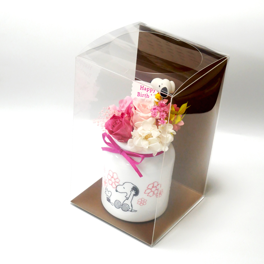 【公式ライセンス商品】送料込み スヌーピーローズアレンジHUG・Happy Birthday【プリザーブドフラワー フラワーアレンジメント カップ 花 お花 キャラ スヌーピー 雑貨 インテリア プレゼント ギフト 母の日　誕生日 記念日 お祝い】