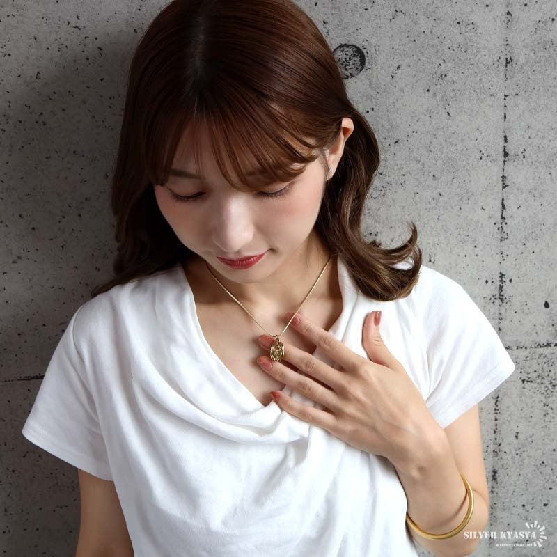 ステンレス シーリングワックス ネックレス 2カラー ペンダント チューリップ レディース アクセサリー 封蝋 オーバル 花モチーフ 立体 レリーフ 縁取り クラシカル アンティーク風 上品 大人可愛い フェミニン きれいめ カジュアル