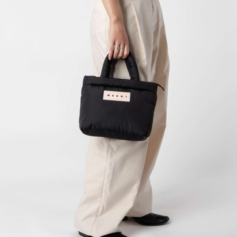 マルニ MARNI PUFF E/W TOTE BAG パフ トートバッグ BMMP0131U2 P8068 ショルダーバッグ メンズ レディース バッグ ブラック