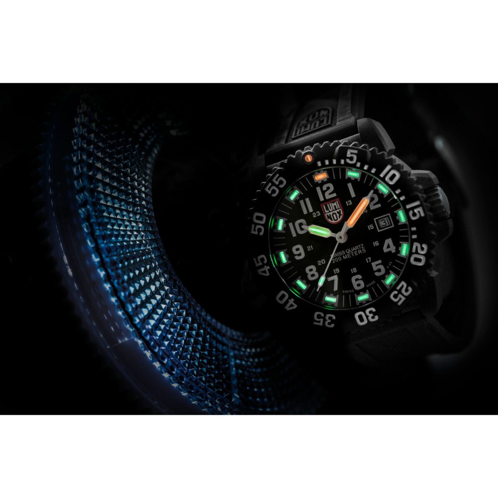ルミノックス LUMINOX SEA SERIES NAVY SEAL COLORMARK 3050 SERIES 腕時計 メンズ ダイビングウォッチ 3051.L