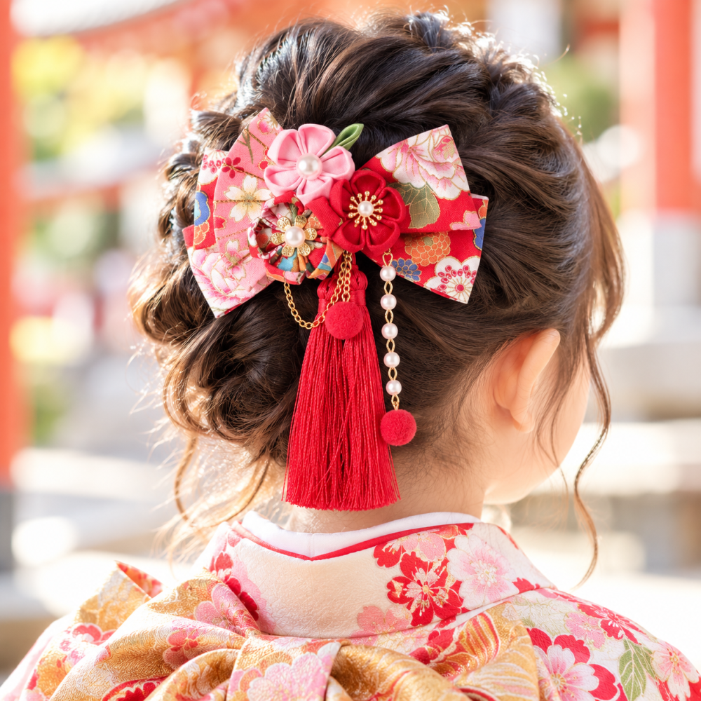 七五三 髪飾り 子供用 和装小物 着物 ヘアアクセサリー つまみ細工風 和風リボン ちりめん風 タッセル付き かんざし風 キッズヘアアクセサリー 3歳 7歳 女の子 ひな祭り お正月 初詣 お宮参り 和装フォト 前撮り 後撮り 着物コーデ 晴れ着 和装髪飾り 発表会 お祝い行事 孫への贈り物 姉妹おそろい 5色展開 華やか 和モダン 和装ヘアアレンジ