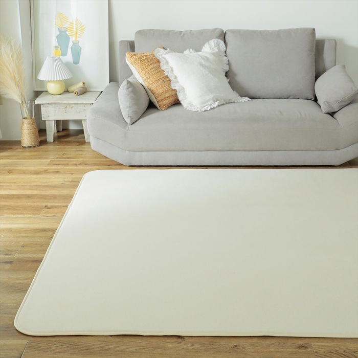 ラグ カーペット クッションマット マット 120×170cm ピタリ すべり止め 下敷き 滑り止め 手洗い 防音マット 防音 防ダニ加工 ホット 対応 床暖房対応 ウレタン入り下敷き 保温性 下 絨毯下 便利 無地 ホワイト オールシーズン