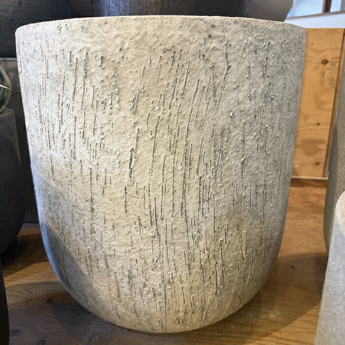 鉢カバー おしゃれ 大型 18号 13号 L M サイズ 植木鉢 KONTON コントン バルゴ ベアルート 丸型 ラウンド ファイバーストーン 軽量 室内 屋内 高級 北欧 モダン ナチュラル 観葉植物用 サボテン 多肉植物 特大 玄関 プランター 底穴なし アッシュグレー ダークグレー