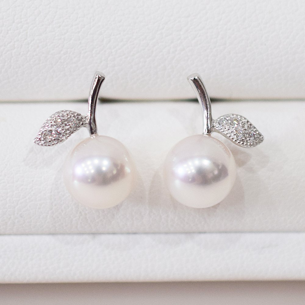 ［pearl553］ 7.5mm -  8mm パール ピアス リンゴ ダイヤ あこや真珠 K18WG 0.02ct ダイヤモンド 珍珠 天草