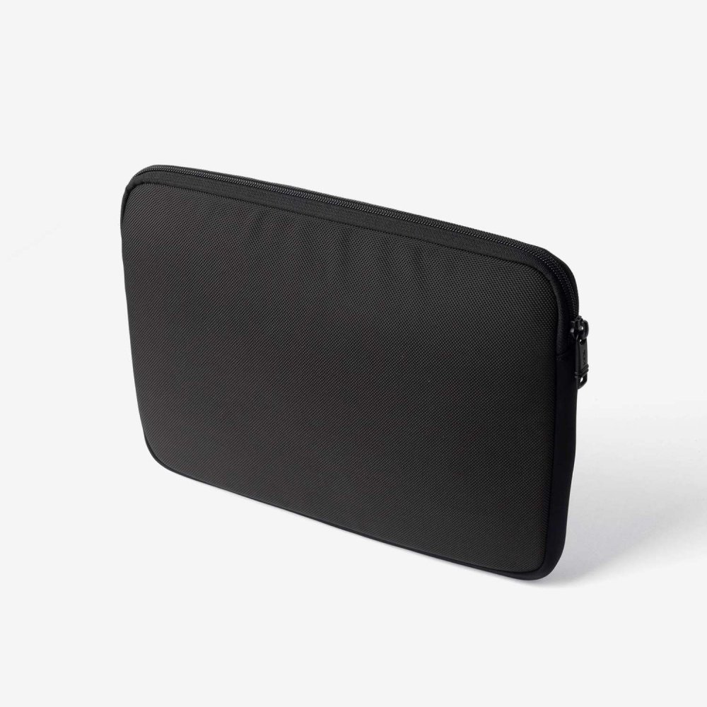 トゥミ TUMI ALPHA アルファ MEDIUM LAPTOP COVER ミディアム ラップトップ カバー 02603164D3 117251 PCケース ノートパソコン パソコン ケース メンズ バッグ