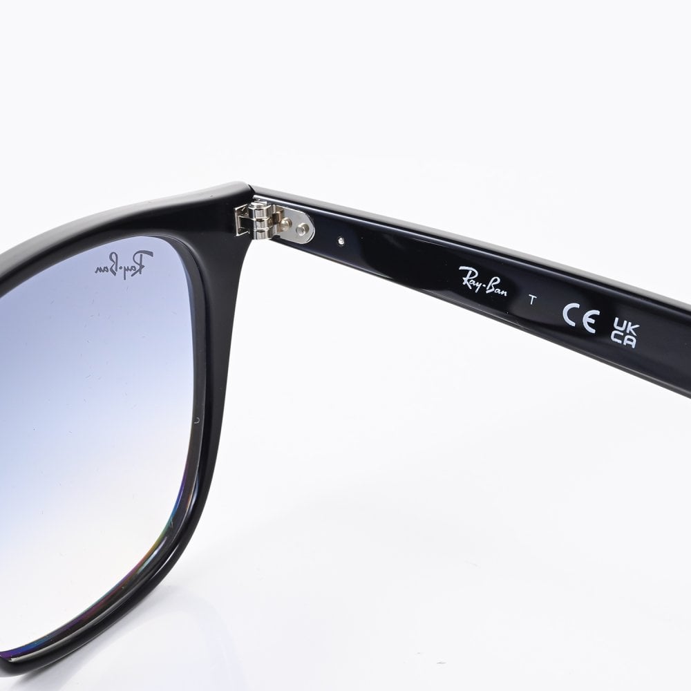 レイバン Ray-Ban サングラス 52サイズ ローブリッジフィット アジアンフィット ウェリントン スクエア型 男女兼用 メンズ レディース ライトブルー RB4258F 601 19 52 20 150 1N 【スペシャルラッピング660円(別売り)】送別会 誕生日 お中元 結婚祝い 結婚式 高級 父の日 母の日 ホワイトデー