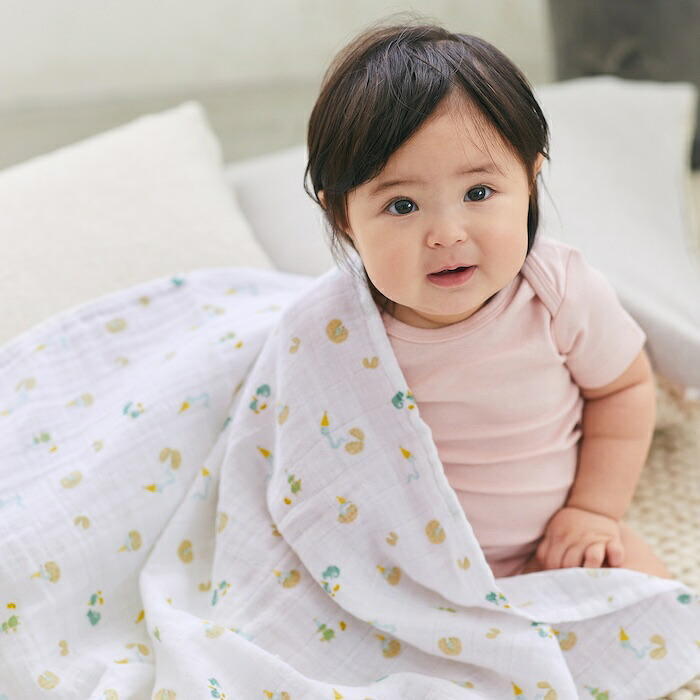 おくるみ スワドル 3枚セット 出産祝い aden+anais エイデンアンドアネイ イヤーオブザスネイク コットンモスリン ダブルガーゼ 大判 約120cm 新生児 退院 内祝い 出産内祝い 男の子 女の子 ギフト 専用ボックス入り ガーゼケット ブランケット 授乳ケープ おむつ替えシート