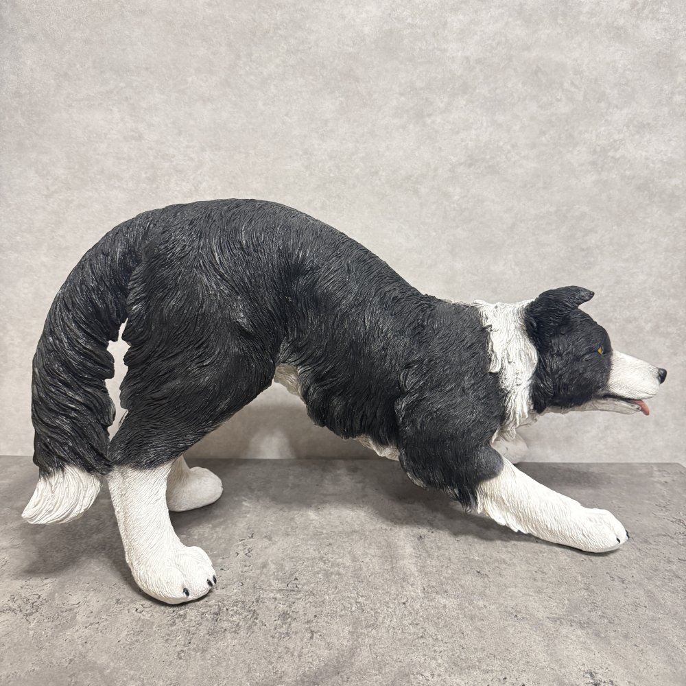 犬 置物 大きい じゃれるボーダーコリー 特大 横幅63cm woobia ウービア かわいい おしゃれ ガーデン インテリア オブジェ 巨大 可愛い プレゼント 北欧 玄関 雑貨 動物 モダン 面白い 庭 ギフト 屋外 家 リアル 玄関先 ガーデンオーナメント
