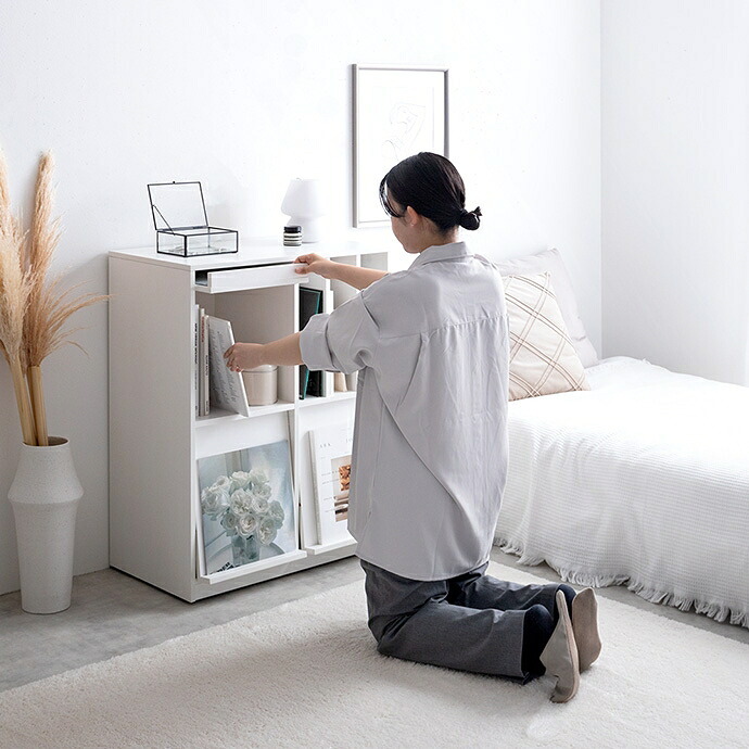 推し活 棚 推し活収納 キャビネット 本 チェスト ディスプレイラック ラック サイドボード シェルフ ブックシェルフ 書 Ritari リタリ キャスター付き 収納 フラップ扉 扉付き レコード 雑誌 かわいい 木目 リビング コンパクト 新生活